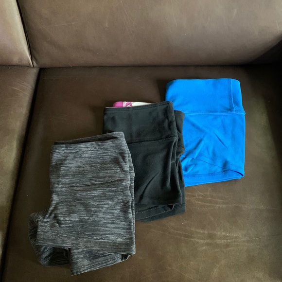 Lululemon shorts - Picture 2 of 4